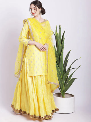 Yellow Kurta Set In Silk With Skirt And Dupatta