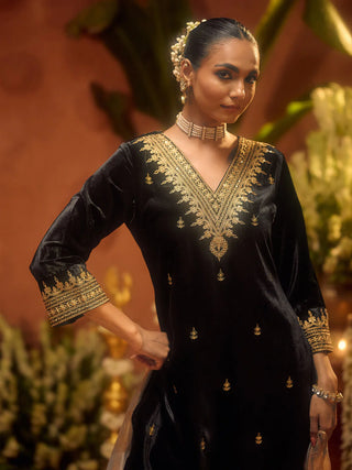 Black Velvet Embroidered Suit Set with Dupatta