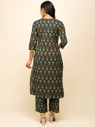 Green Cotton Printed Straight Cut Suit Set with Organza Dupatta