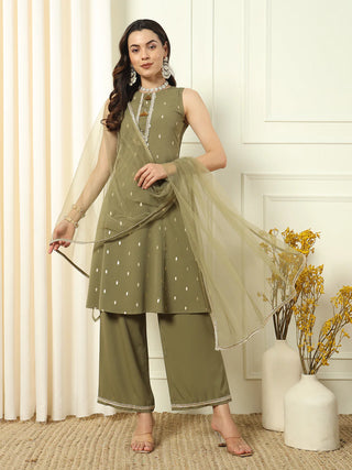 Green Crepe Foil Print Suit Set with Net Dupatta