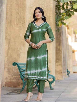 Green Silk Blend Tie Dye Leheriya Straight Cut Kurta Trouser Set