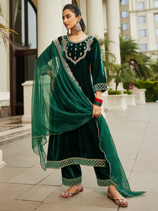 Green Velvet Embroidered Straight Shape Suit Set with Organza Dupatta