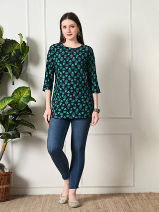 Green Cotton Geometric Print Short Kurta