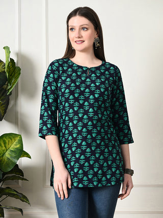 Green Cotton Geometric Print Short Kurta