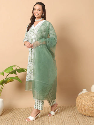 Green Cotton Printed & Lace Detailing Straight Shape Suit Set with Organza Dupatta