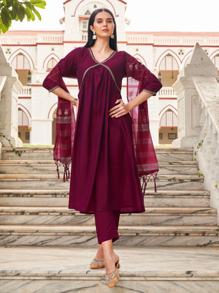 Magenta Silk Blend Stonework A Line Alia Cut Suit Set with Art Silk Printed Dupatta