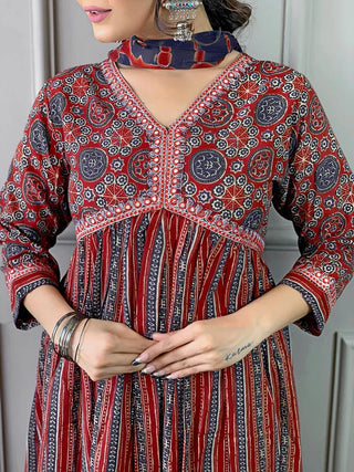 Maroon Cotton Embroidered & Digital Print Kurta with Rayon Bottom Teamed with Nazneen Dupatta