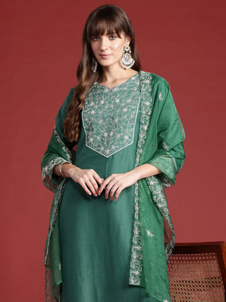 Green Silk Blend Embroidered Straight Shape Suit Set with Organza Dupatta