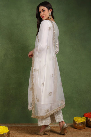 Off White Chanderi Silk Embroidered Kurta with Silk Blend Bottom & Organza Dupatta