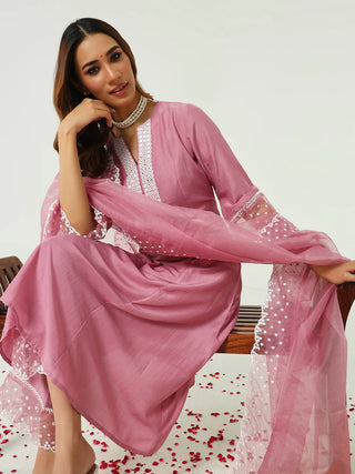 Pink Solid Silk Blend Straight Cut Suit Set with Embroidered Organza Dupatta