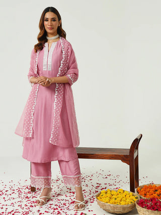 Pink Solid Silk Blend Straight Cut Suit Set with Embroidered Organza Dupatta