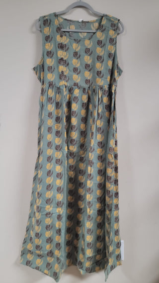 Sleeveless Long Kurta Gown