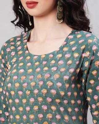 Green Viscose Rayon Ethnic Motif Print Anarkali Shape Kurta