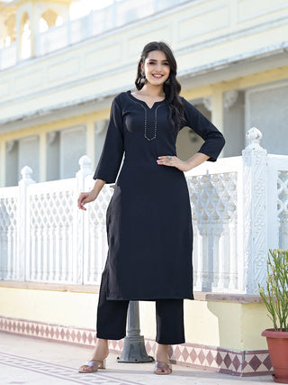 Black Silk Blend Solid Suit Set with Printed Dupatta