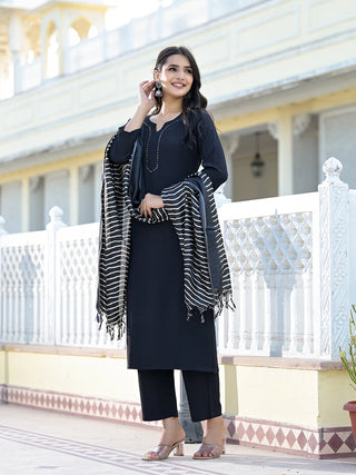 Black Silk Blend Solid Suit Set with Printed Dupatta