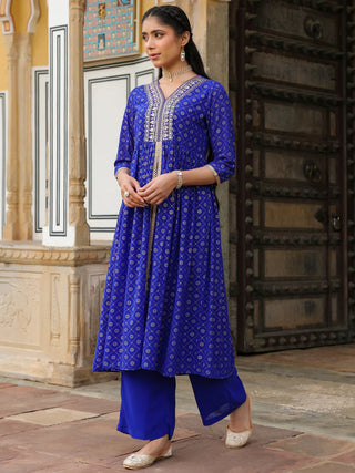 Royal Blue Georgette Embellished Gold Print Front Slit Kurta Bottom Set