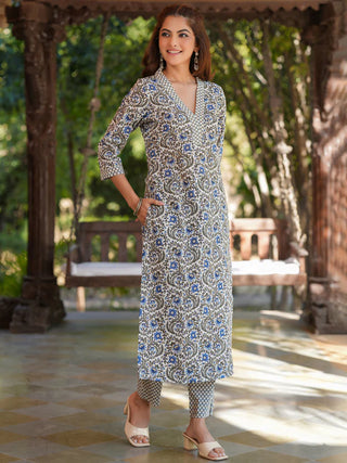 Cream Pure Cotton Floral Printed Kurta Bottom Set