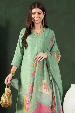 Green Rayon Blend Floral Print Straight Shape Suit Set with Dupatta