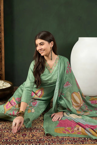 Green Rayon Blend Floral Print Straight Shape Suit Set with Dupatta