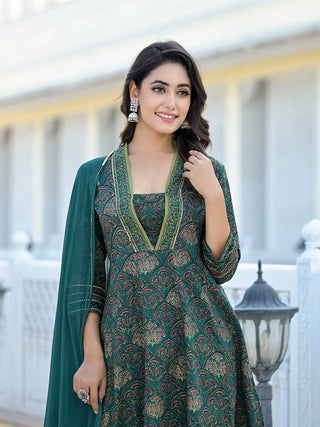 Green Cotton Floral Print & Gota Patti Detailing A Line Suit Set with Dupatta