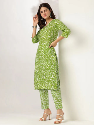 Green Pure Cotton Floral Print Straight Shape Kurta Bottom Set