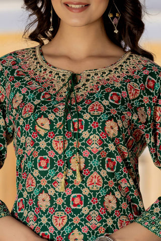 Green Cotton Blend Printed Suit Set with Dupatta