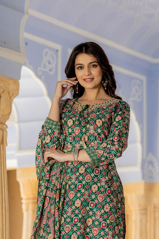 Green Cotton Blend Printed Suit Set with Dupatta