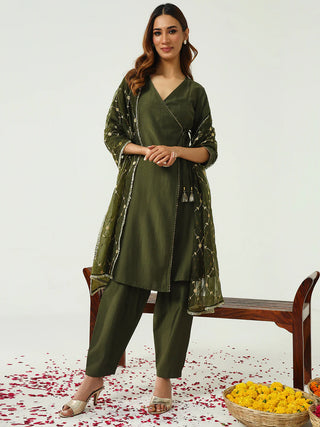 Green Silk Blend Suit Set with Embroidered Dupatta