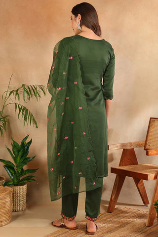 Green Silk Blend Embroidered Straight Shape Suit Set with Organza Dupatta