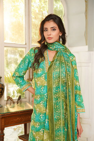 Green Rayon Blend Floral Print & Embroidered Straight Shape Suit Set with Dupatta
