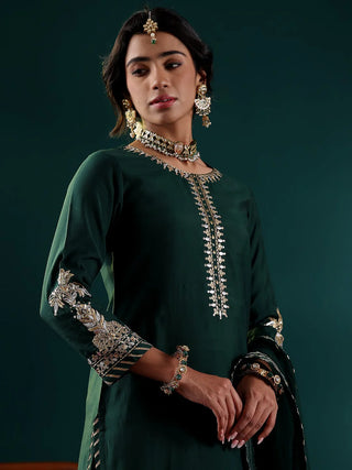 Green Silk Blend Yoke Embroidered Suit Set with Net Dupatta