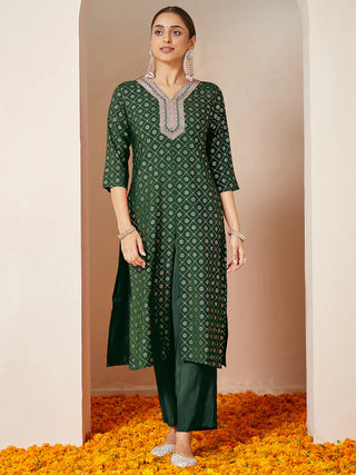 Green Chanderi Silk Blend Yoke Embroidered Front Slit Kurta Bottom Set