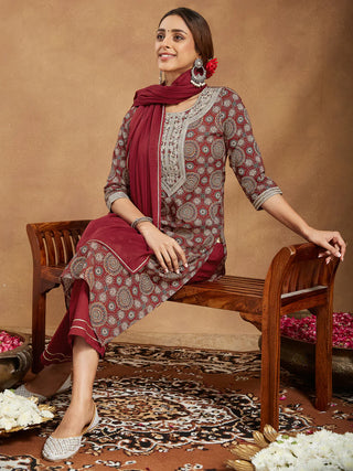 Maroon Cotton Ethnic Motif Printed Straight Shape Suit Set with Dupatta