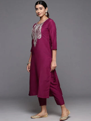 Maroon Silk Blend Embroidered Straight Shape Suit Set with Silk Chiffon Dupatta