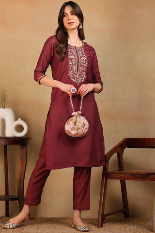 Maroon Silk Blend Solid Floral Embroidered Straight Cut Kurta