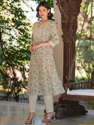 Off White Pure Cotton Floral Print Kurta Bottom Set