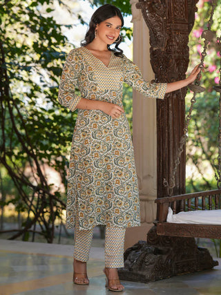 Off White Pure Cotton Floral Print Kurta Bottom Set