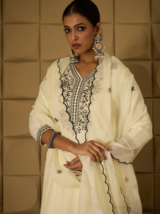 White Silk Blend Ethnic Motif Embroidered Suit Set with Organza Dupatta