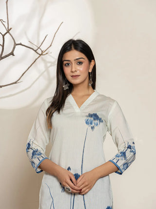 White Silk Blend Digital Floral Printed Kurta