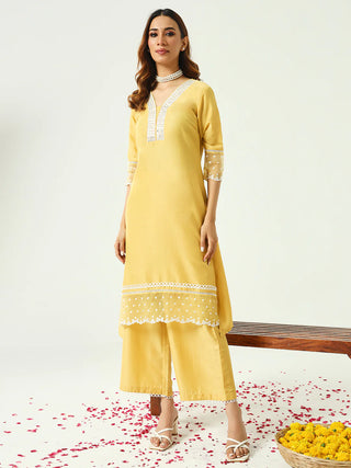 Yellow Solid Silk Blend Straight Cut Suit Set with Embroidered Organza Dupatta