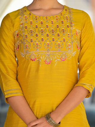 Yellow Silk Blend Yoke Embroidered Suit Set with Leheriya Dupatta