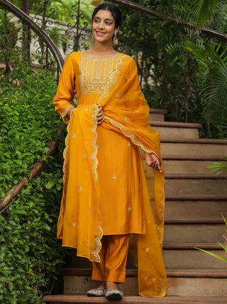 Yellow Silk Blend Embroidered Straight Shape Suit Set with an Organza Dupatta