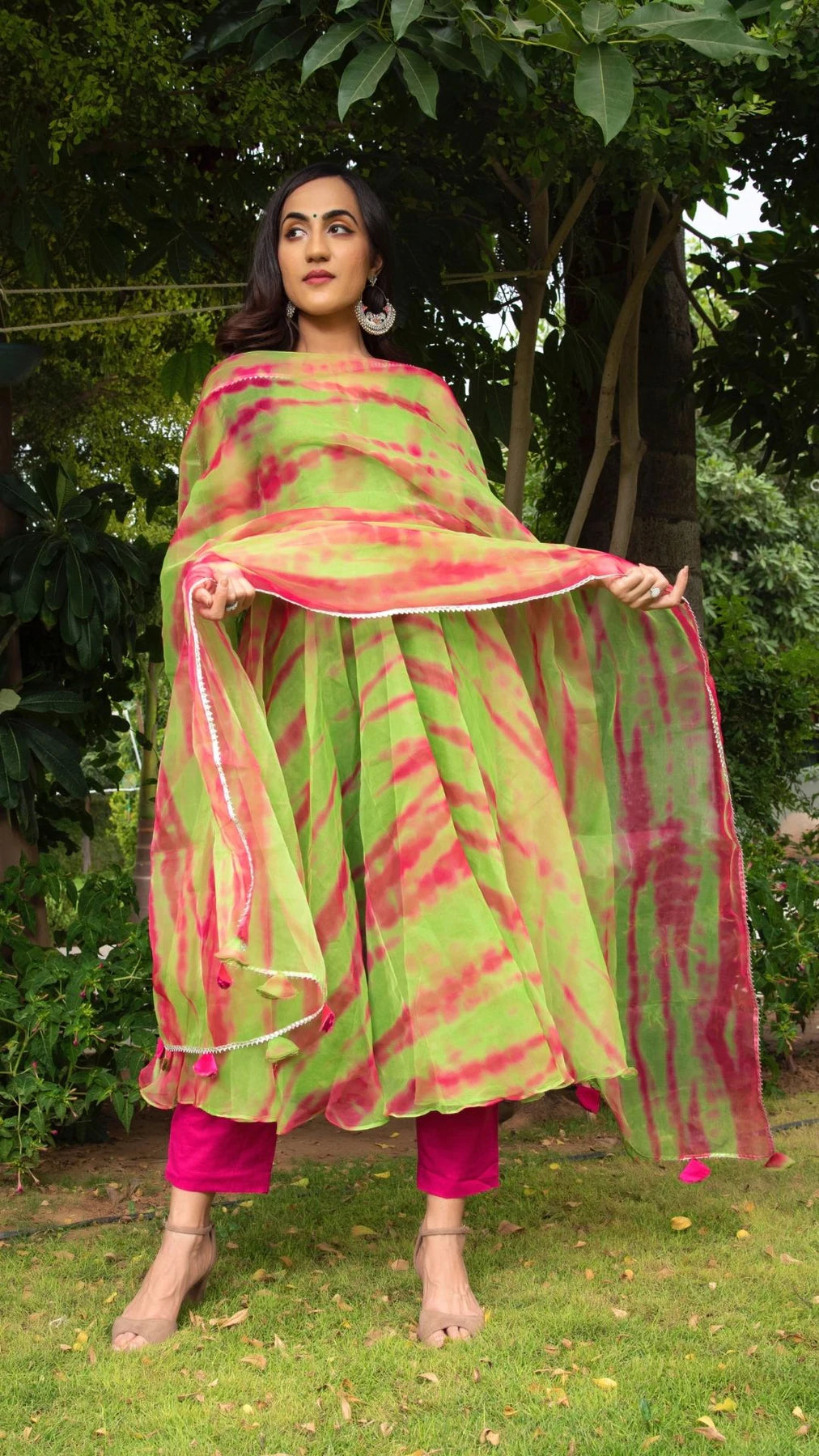 Green-Pink Tie Dye Anarkali Suit Set Green-Pink Tie Dye Anarkali Suit Set