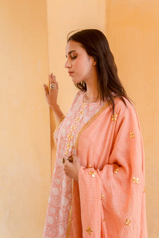 Cotton Peach Printed Suit Set with Kotta Doriya Dupatta