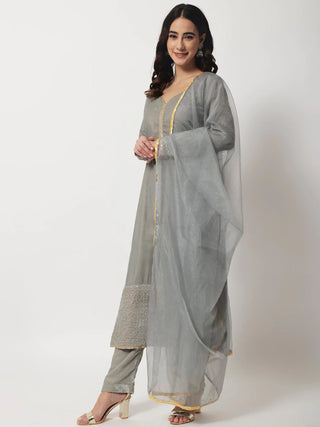 Grey Velvet Embroidered Suit Set with Organza Dupatta