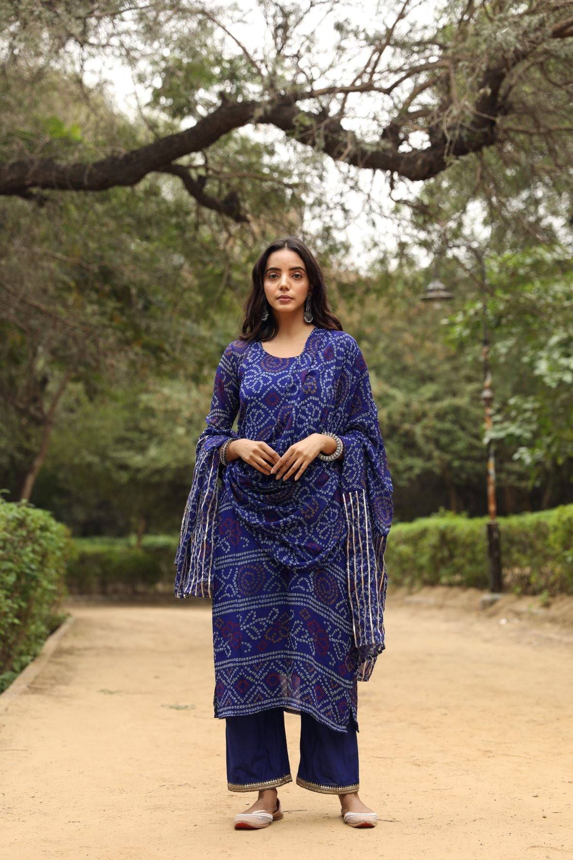 Buy Summer Special Hand Made Bandhani Saree In Dark Blue at Rs. 1399 online  from Fashion Bazar BANDHANI SAREE : FFSVSSHMBSDB