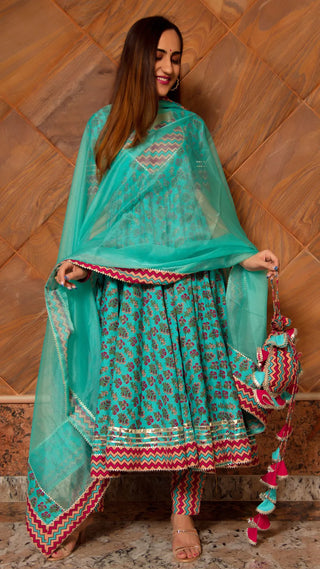 Cotton Green Printed Anarkali Suit Set with Organza Dupatta