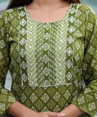 Cotton Green Geometric Print Kurta Pant Set