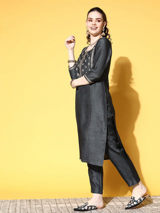 Grey Silk Blend Thread Detailing Suit Set with Printed Dupatta