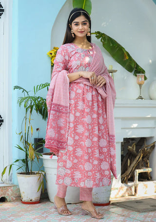 Cotton Pink Floral Print Nyraa cut Suit Set with Dupatta